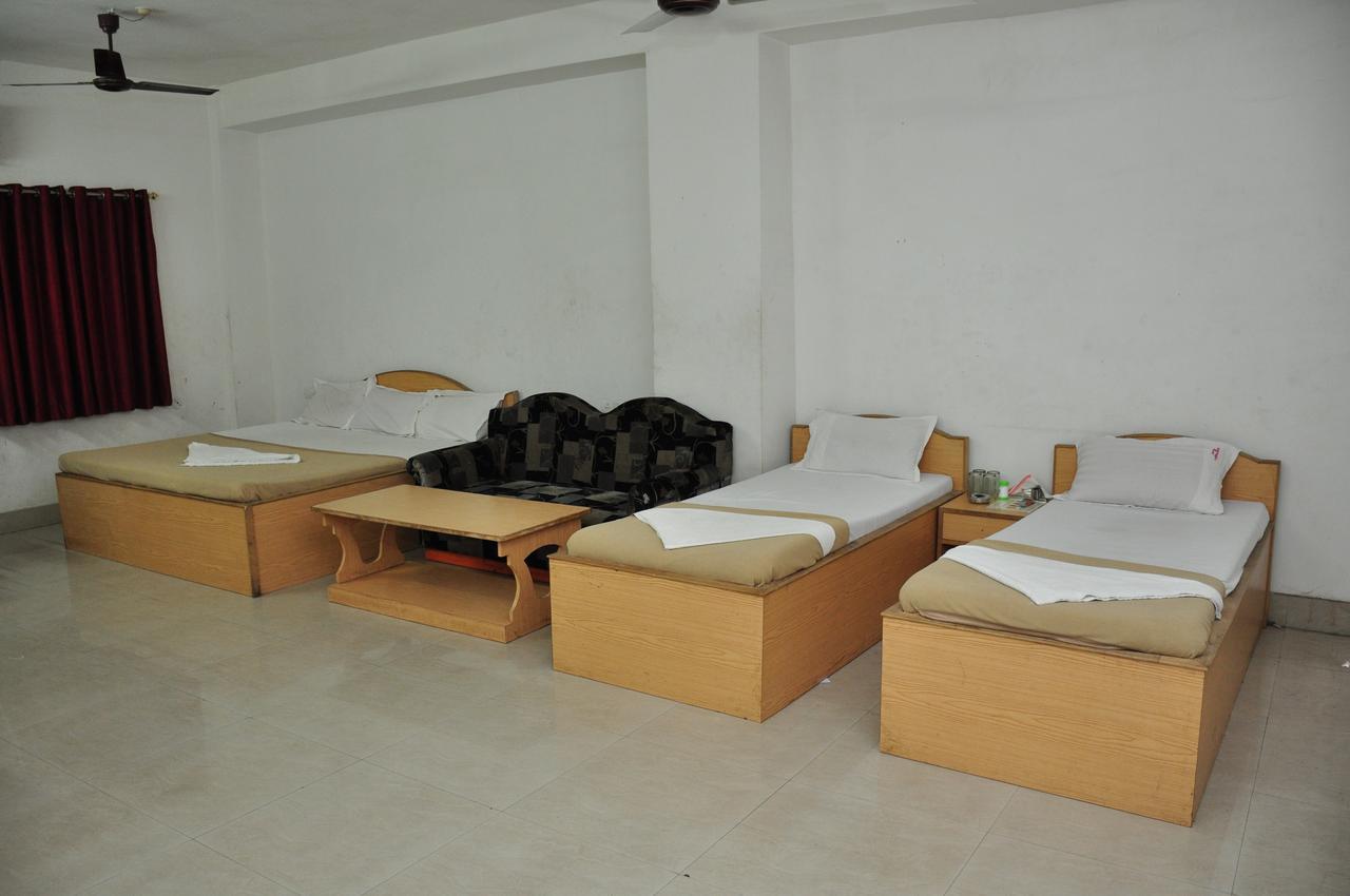 Aastha Hotel Rourkela Ngoại thất bức ảnh