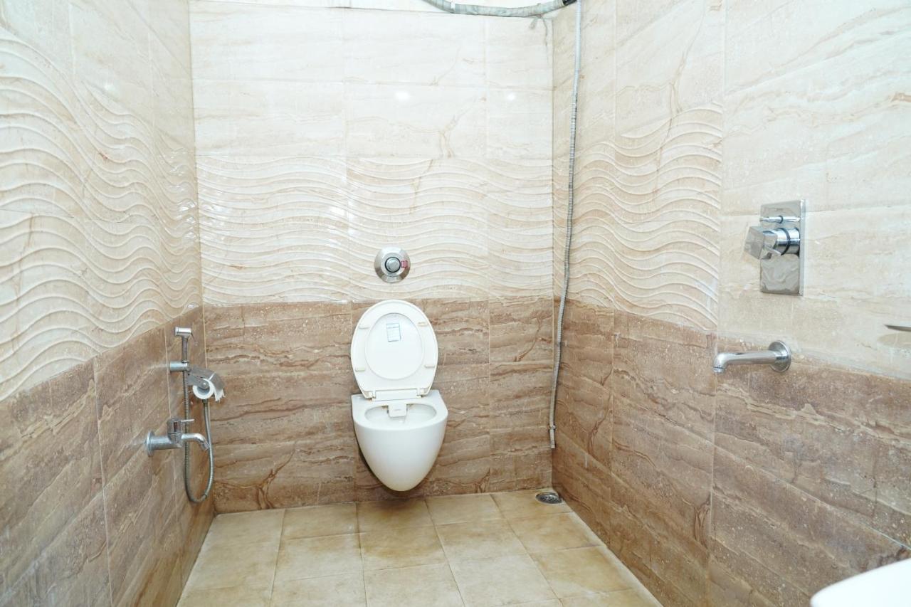 Aastha Hotel Rourkela Ngoại thất bức ảnh